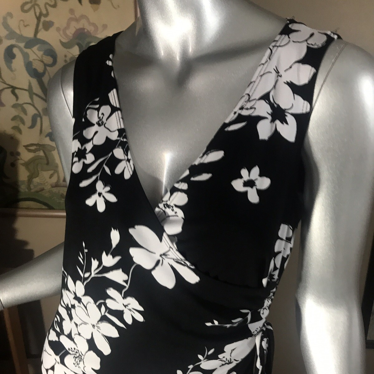 Venus Medium USA Black & White Floral Wrap Ruched Asymmetrical Sleeveless  Dress | eBay