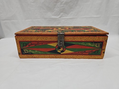 Antique chinese paper Label wooden box Butterflies Yin And Yang 11x6x3.5 Inch - Picture 3 of 22