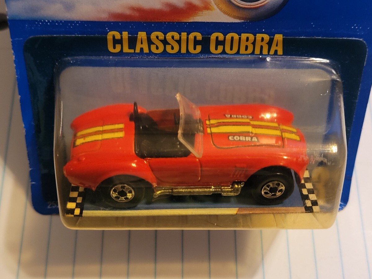 ホットウィール Classic Cobra Amazon.com: Hot Wheels Classic Cobra, red [7 Spokes] : Toys