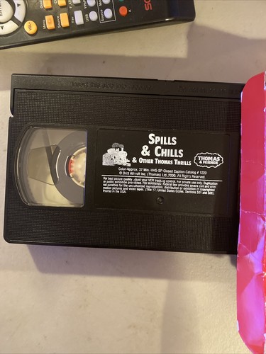 Thomas The Tank Engine VHS Spills & Chills 2000 Rare Bonus Wooden Douglas Spooky - Picture 8 of 9