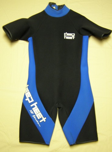 Deep Heet Wetsuit 100 Series Shorty size M SCUBA Diving Snorkeling Watersports - Picture 1 of 5