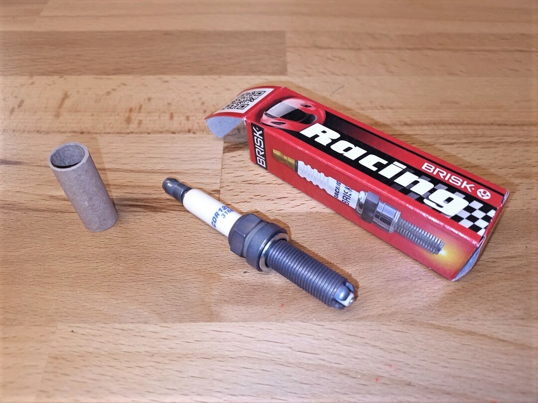 1x BRISK COR12LGS LGS Upgrade RACING Spark Plugs fits Honda CRF250R