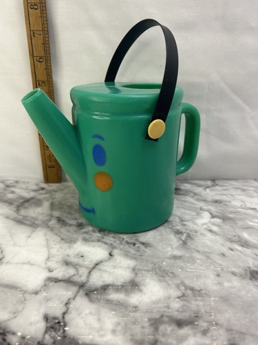 Vintage Green Plastic Children's Toy Watering Can Happy Face Free Postage - Picture 4 of 9