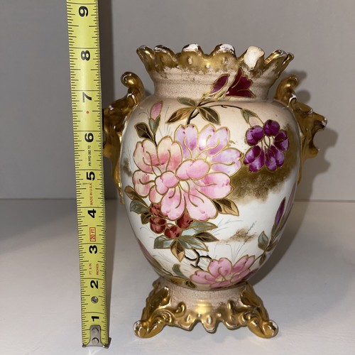 ANTIQUE ROYAL BONN VASE HAND PAINTED FOOTED LION HEAD HANDLES FLOWERS - Picture 2 of 12