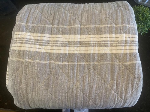 Pottery Barn Teen Windward Stripe Light Chambray Reversible Quilt - F/Q - Open