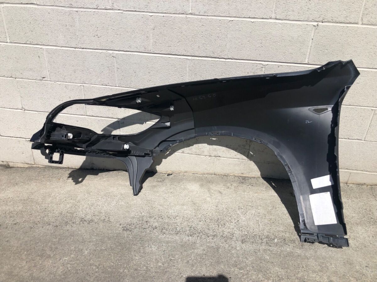 2008-2014 BMW X6 E71 Fender passenger side RH 5165-7176242AI