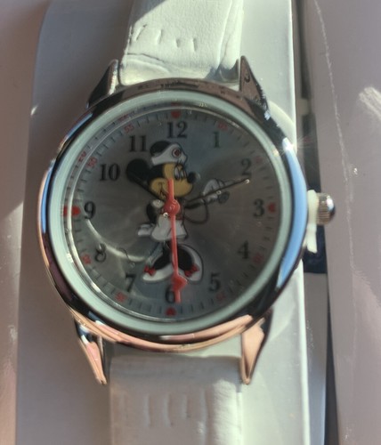 Women's MINNIE MOUSE Nurse Watch by DISNEY MIN088 NIB White Band - Picture 3 of 6