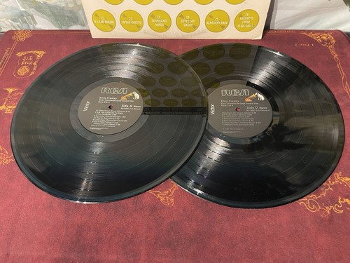 Elvis Worldwide Gold Awards Hits Vinyl Part 3 And 4 (1978) - Picture 5 of 6