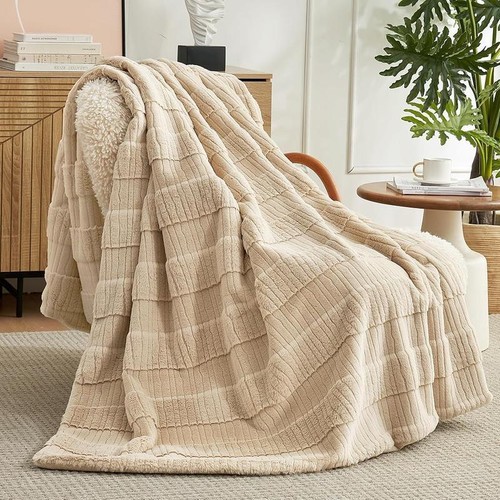 Cozy Faux Fur Throw Blanket Soft Plush Lightweight Decorative Bed Sofa Use Beige - Picture 2 of 10