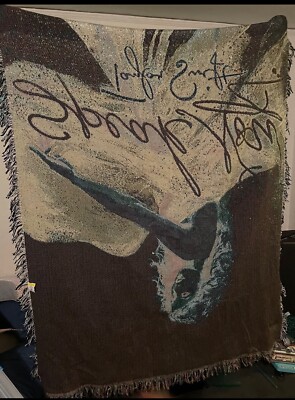 入手困難 Taylor Swift Speak Now 大判ラグ タペストリー Taylor Swift 2011 Speak Now Tour Woven Throw Blanket Tapestry