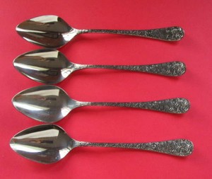 VINTAGE-GRAND-PRIX-STAINLESS-STEEL-ROSE-TAPESTRY-SOUP-SPOONS-4