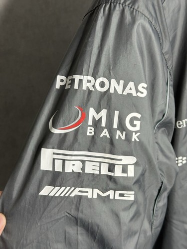 Puma Mercedes Benz Petronas F1 Formula 1 Racing Jacket Zip Gray Hooded Size L - Picture 4 of 13