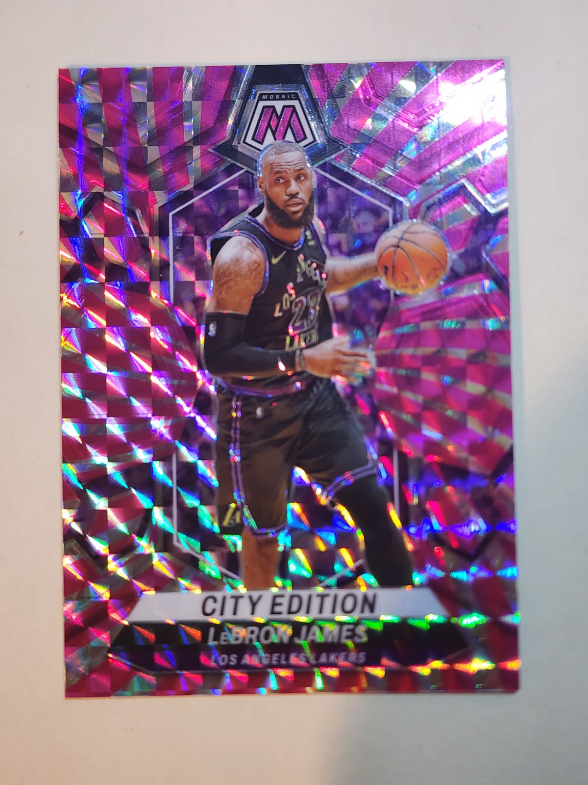 2023-24 Mosaic Lebron James City Edition Pink Swirl Prizm /18 LA Lakers NBA GOAT