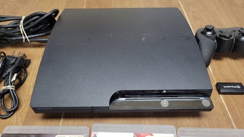 Sony PlayStation 3 Slim 320GB Konsole Bundle mit 15 Spielen 1 Controller getestet - Bild 8 von 9