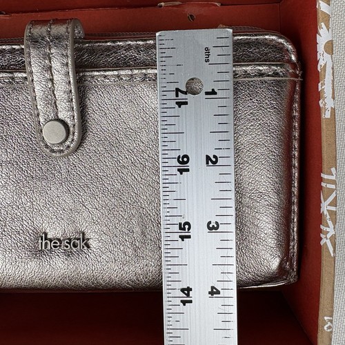 The Sak Iris Large Smartphone Crossbody Convertible Leather Bag Metallic Pyrite - Picture 8 of 8