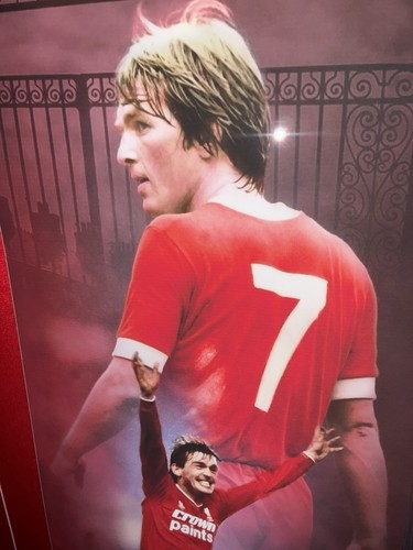 Signed Framed Liverpool Home Shirt By Kenny Dalglish Scotland Celtic Blackburn - Picture 7 of 9