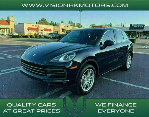 2019 Porsche Cayenne S Image 1 of 2