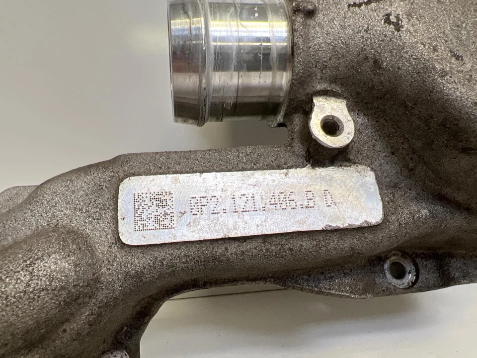 0P2121406B 2017 - 2023 Audi RSQ 4.0L Engine Coolant Water Pump Housing OEM (MK) - Image 4 of 4