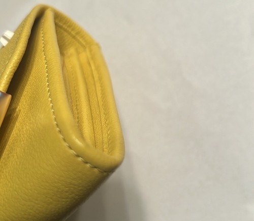 Portefeuille cuir étoile jaune See By Chloé (neuf sans étiquette) - Photo 4/13