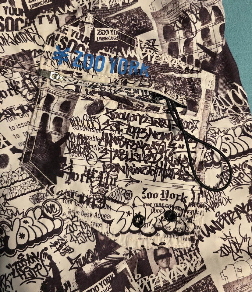 Zoo York Board Shorts NYC Talla 33 Traje de baño Blanco y Negro Foto 4 de 4