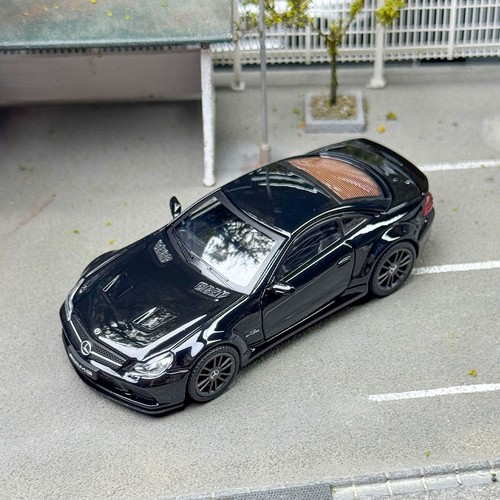 GUM Mercedes Benz SL65 AMG Black Series R230 Diecast Car Model Collection 1:64 - Picture 3 of 12