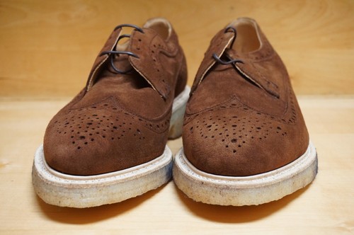 ¡NUEVO CON CAJA! TRICKERS UK 11 US 12 PUNTA DE ALA LARGA MARRÓN KUDU REVERSO GAMUZA - Imagen 4 de 9