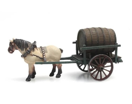 HO Artitec Beer wagon, Horse #671.387.288 Hand Painted