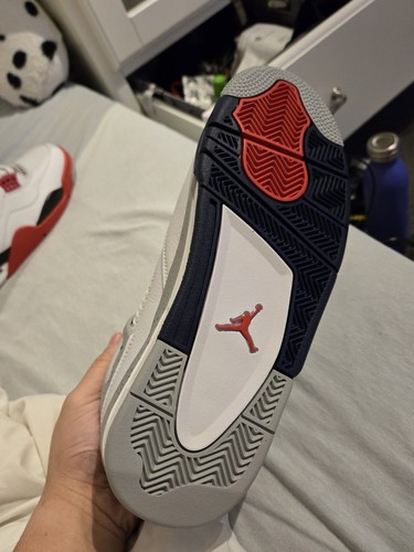 EU Größe 41 - Jordan 4 Retro Mid Midnight Navy - Bild 3 von 3