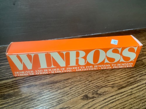 Winross 1988/1989 The Living Word Academy - Lancaster, PA. 1:64 Die Cast Truck - Picture 19 of 20