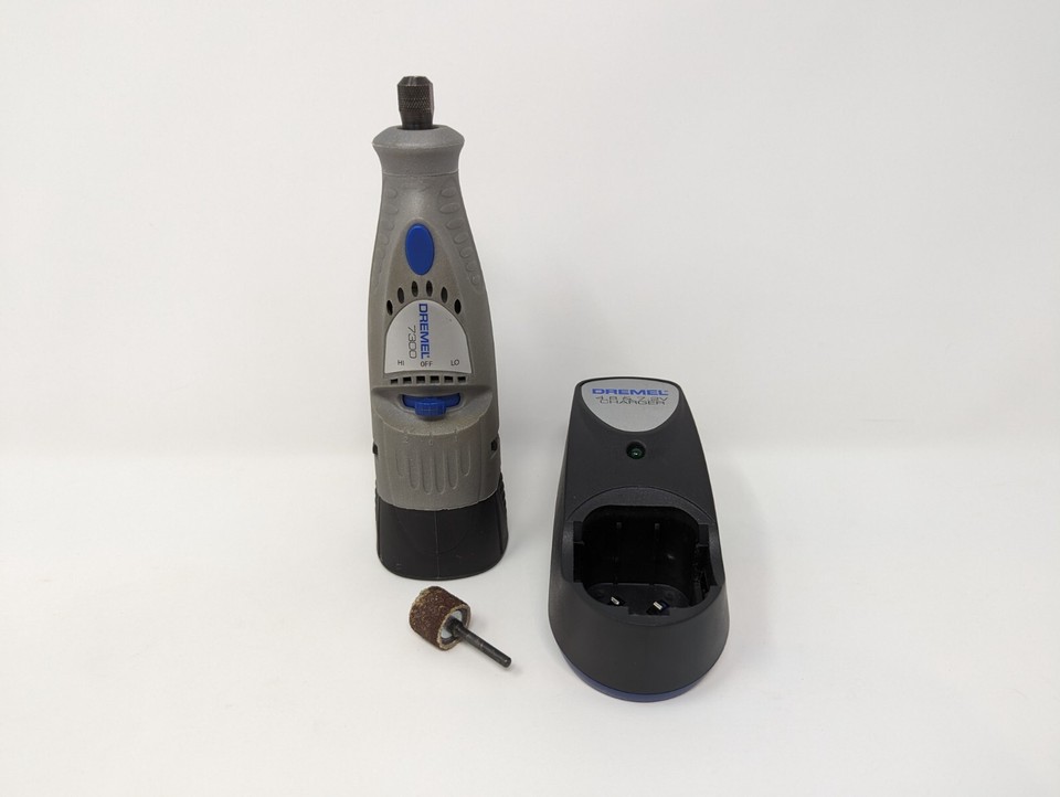 Used Dremel 7300 Set Kit with Battery, Charger, and Case eBay