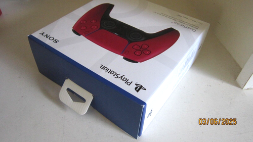 Sony PlayStation 5 DualSense Wireless Controller Cosmic Red Brand New in Box - Picture 3 of 7
