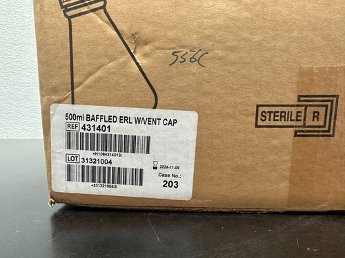 Corning 431401 500 mL Baffled Polycarbonate Erlenmeyer Flask 25 Pieces - Picture 14 of 24