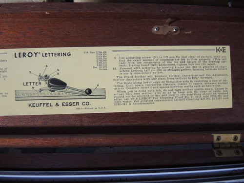 Juego de letras Keuffel & Esser Co Leroy 3240 dibujo con estuche de madera vintage 1958 - Imagen 6 de 11