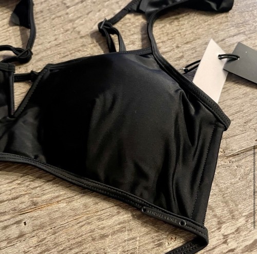 Kendall & Kylie Ruffle Bikini Top in Black. NWT. Size Medium. Retail- $120 - Picture 6 of 10