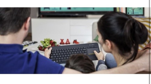 Logitech K400 Plus Kabellose Touch-TV-Tastatur mit integriertem TouchPad OHNEOVP - Bild 2 von 4