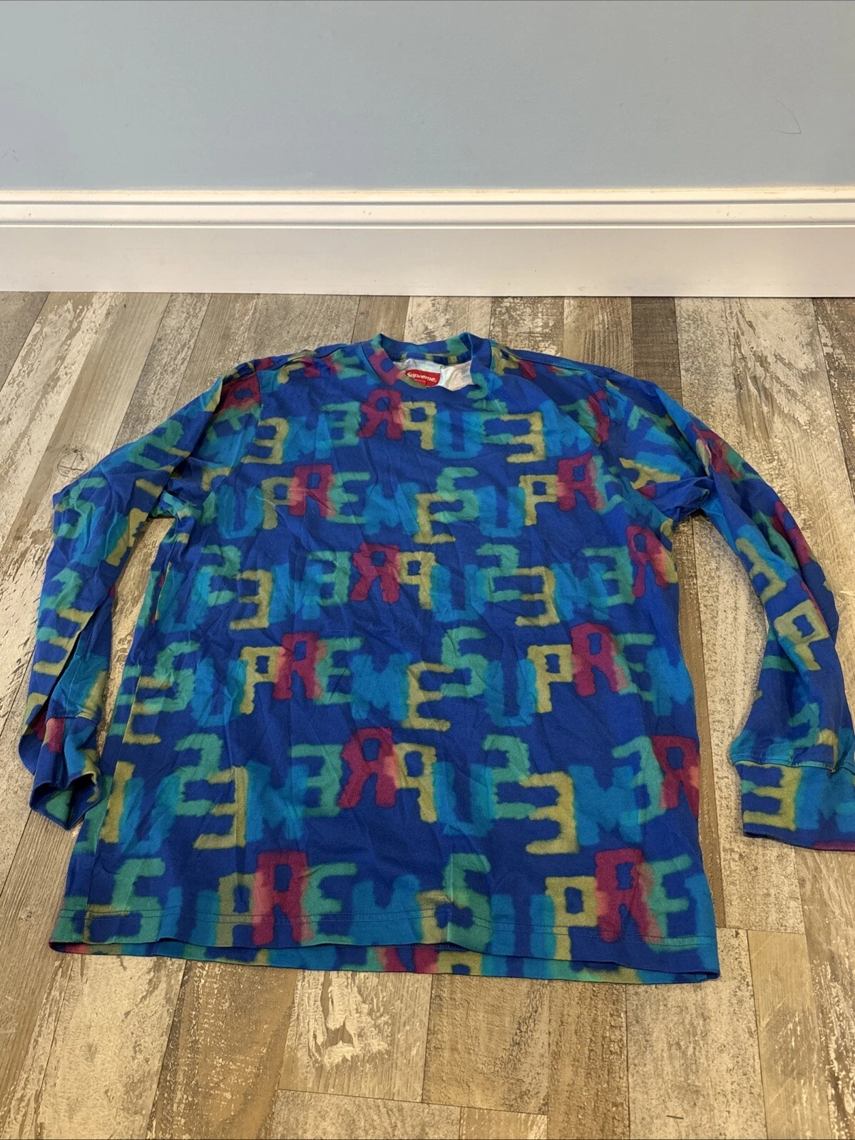 LETTRES SUPRÊMES LS TOP ROYAL TAILLE MEDIUM NEUF DANS SON SAC 2018 LOGO MANCHES LONGUES RARE DS
