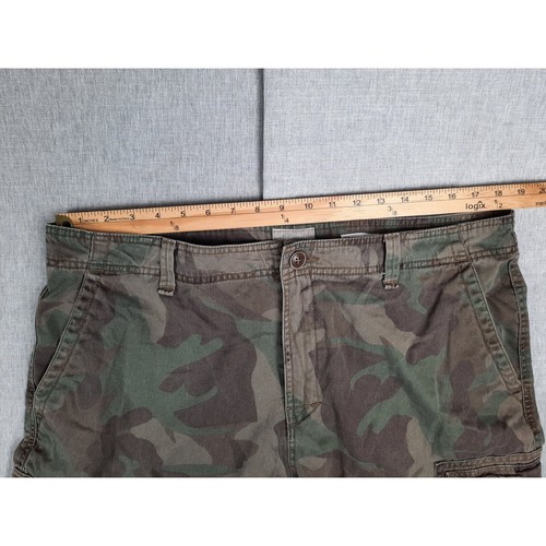 Public Opinion Men's 38W Camouflage Utility Cargo Belted Short Military Green - Picture 3 of 7