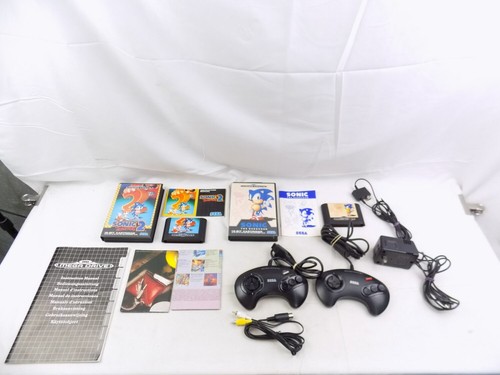 Boxed Like New Sega Mega Drive II Console with Sonic the Hedgehog 1 & 2 and A... - Picture 3 of 5