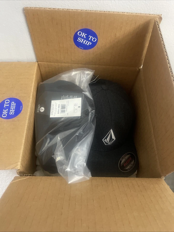 NUEVO CON ETIQUETAS Volcom Para hombres Flexfit Sombrero Piedra Brezo Carbón/Volcom OSFA Gorro Negro NUEVO Foto 4 de 4