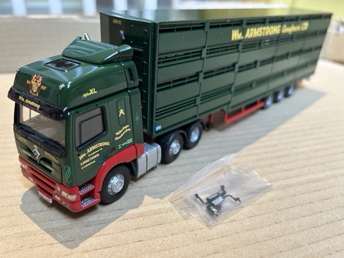 Corgi CC99185 150 Years of Foden Gift Set 1856-2006 - Picture 11 of 13