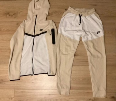 Nike Tech Fleece Anzug Farbe Beige Größe M
