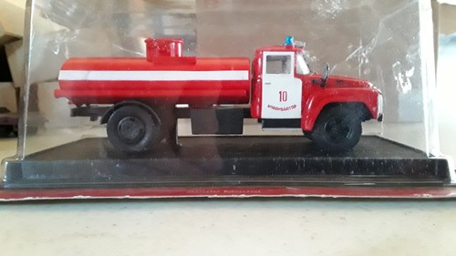 Del Prado 1:57 Scale 1969 Camion Citerne ZIL130 FIRE TANKER TRUCK - NOS (FD-131 - Picture 7 of 10