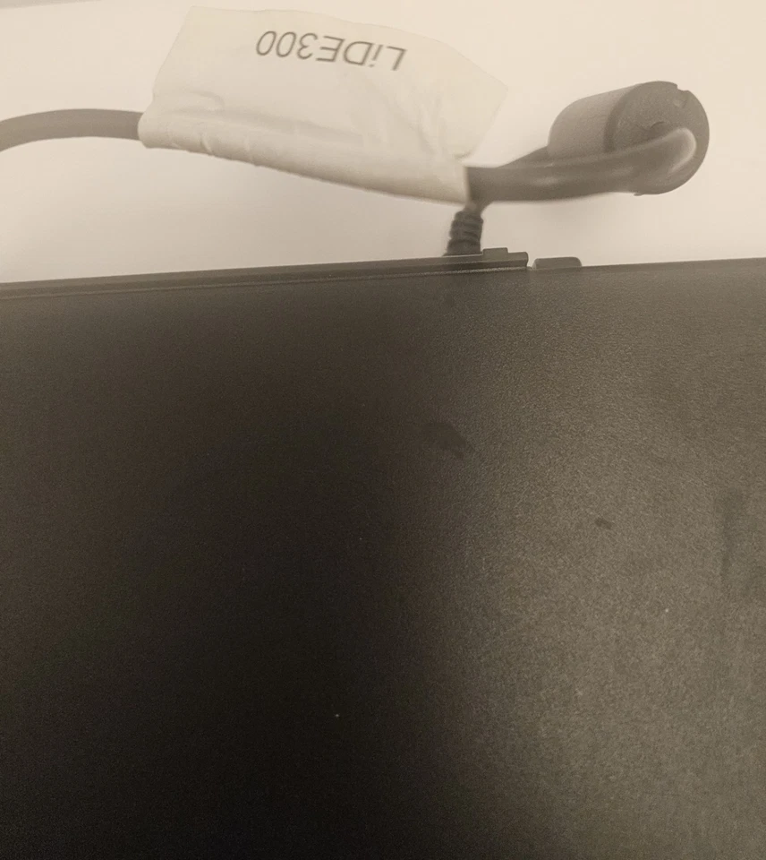 Canon LiDE 300 2400x2400 dpi Colour Flatbed Scanner - Black working - Image 2 of 4