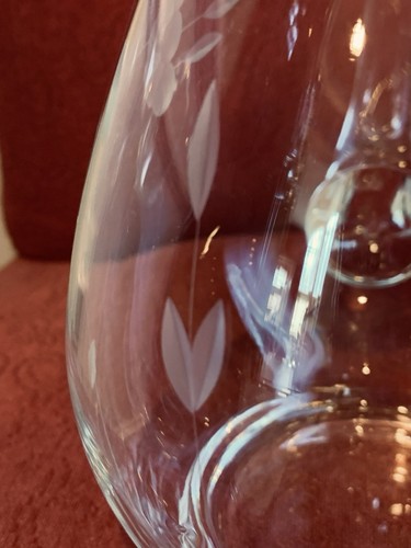 👀Video Large Flower Etched Princess House Glass Water Pitcher Jug with Handle - Picture 12 of 12
