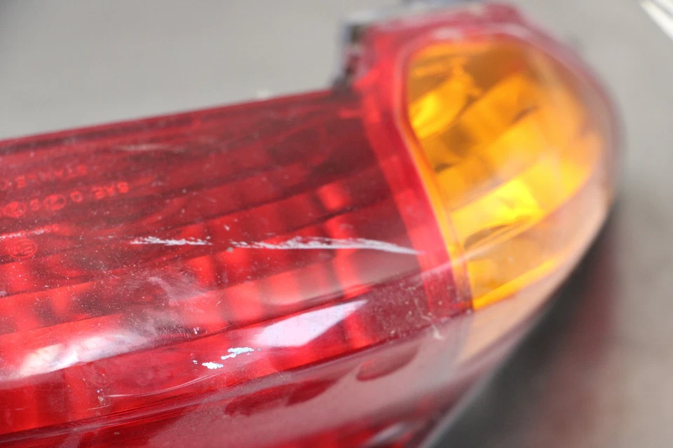 00-01 HONDA INTERCEPTOR 800 VFR800 REAR TAIL TAILLIGHT BACK BRAKE LIGHT Foto 3 de 4