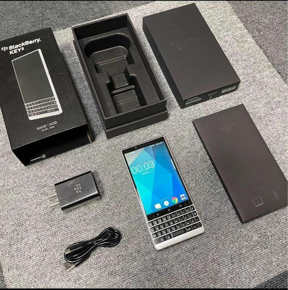 Blackberry Key2 BBF100-9 Ram 6GB Rom 128GB Sbloccato SIM Gratis dal Giappone - Immagine 2 di 4