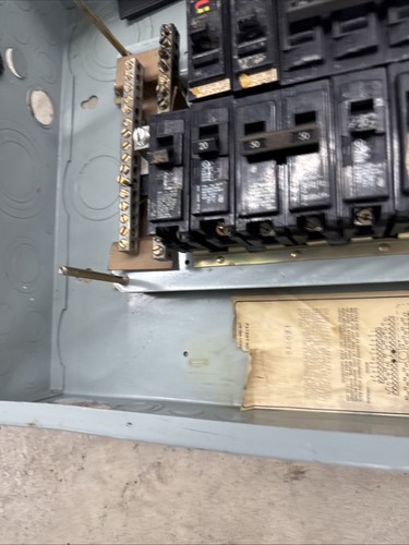 120/240V 3 Pole Phase ITE Panel With Breakers 150A 150 Amp MLO Siemens Plug in - Picture 9 of 11