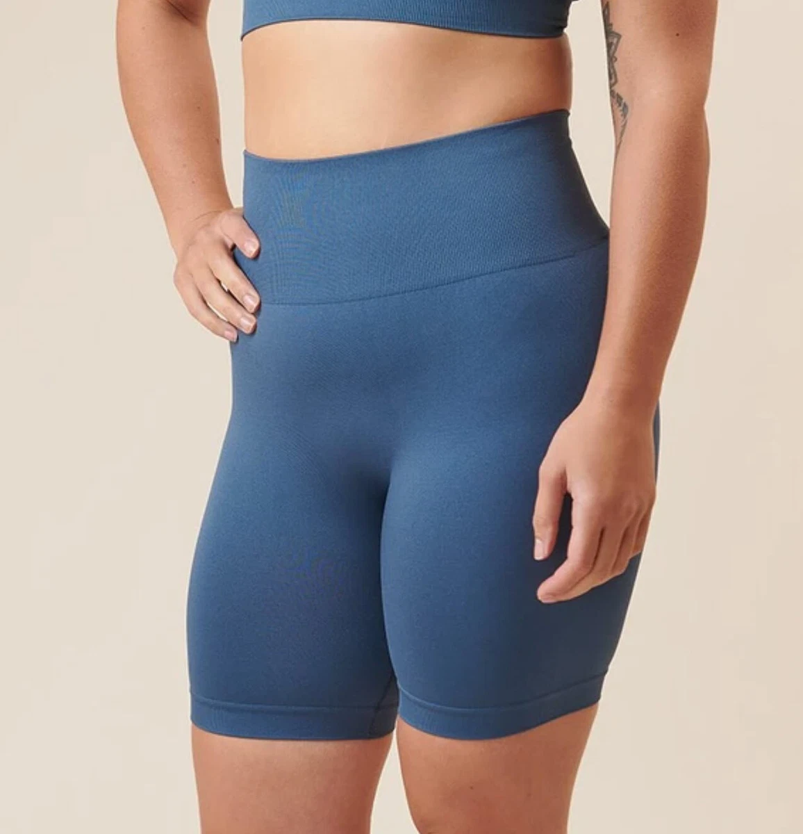 Paragon Women's Activewear Native Seamless Bike Shorts Color Sea Size Large