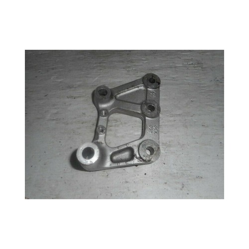 STAFFA SOPPORTO MOTORE DESTRO YAMAHA TDM 850 2001 - Imagen 3 de 3