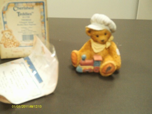 Cherished Teddies ` 1992 THOMAS Bruder Bär Figur mit Zug Chuggin Along - Bild 2 von 3